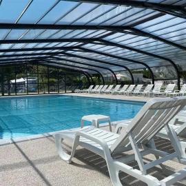 Camping 3 étoiles - Piscine - ccbfhia, hotel em Rue
