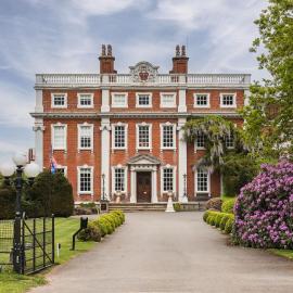 Swinfen Hall by Birch Stays, hotel in Shenstone