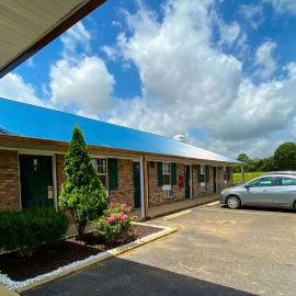 Rama Inn Bells - Jackson West Hwy 412、Bellsのホテル