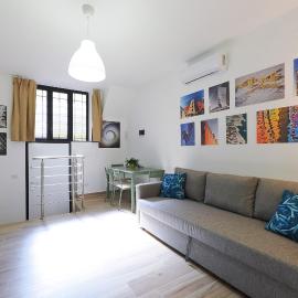PrimoPiano - Cosenza Flats, hótel í Mílanó
