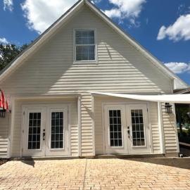 Deluxe Farm Studio Apt with Pool View, hotel in Alachua