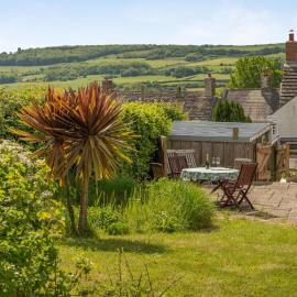 2 Bed in Church Knowle oc-c42784, hotel in Corfe Castle