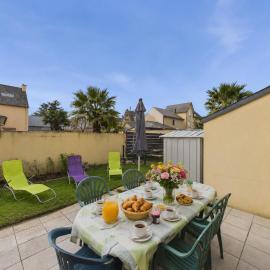 950m de la plage - Maison pour 5 avec jardin, hotel in Pléneuf-Val-André