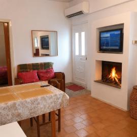 EFTHYMIOS ΦΘΗΝΗ και ΗΣΥΧΗ ΔΙΑΜΟΝΗ, hotel a Grammatikoú