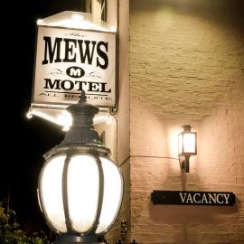 Viesnīca The Mews Motel pilsētā Lonsestona