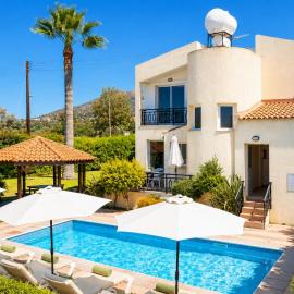 Villa Sotiroula, hotel in Kato Yialia