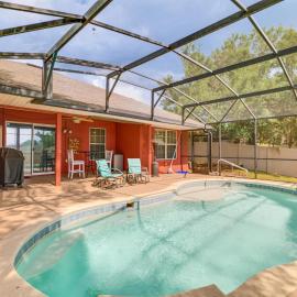 Heart of Lake County! Family Escape w/ Lanai, Pool
