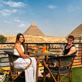Tia Pyramids Hotel, khách sạn ở Cairo