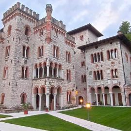 Castello della Dea, hotelli kohteessa Ponte nellʼAlpi