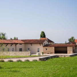 Old Farmhouse, hotel in Chaumesnil