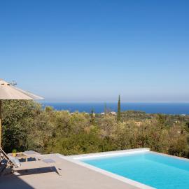 Ionian Harmony Luxury Villas, hotel sa Tsoukaladhes