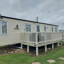 Przytulna przyczepa kempingowa dla 6 osób w parku wakacyjnym St Osyth Beach w Essex, hotel in Saint Osyth