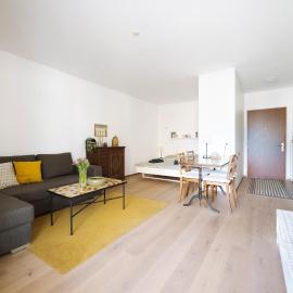 Minusio, Casa Gottardo - nahe Zentrum Locarno und See Lago Maggiore, mit Balkon und Parkplatz, готель у місті Minusio