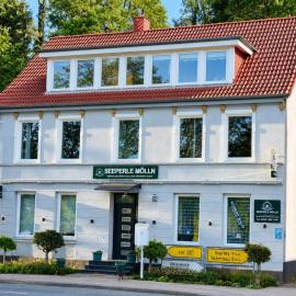 Seeperle Mölln Restaurant & Pension, hotel en Mölln