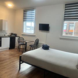 Studio in Bolton Town, short stay studio 8