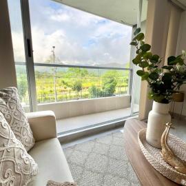 Cozy and Minimalist Apartment with Mountain View!, hotel in Piedecuesta