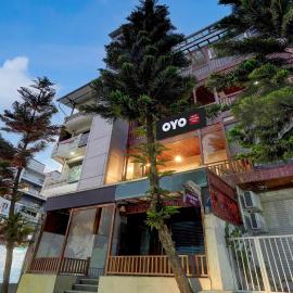 Hotel O AMOUR, khách sạn ở Rājpur
