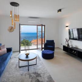 Apartment Maxi 3: Volosko şehrinde bir otel