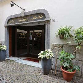 Hotel Saini with Air conditioning, Hotel in Stresa