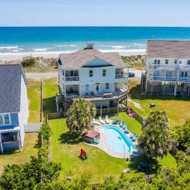Oceanfront Pet Friendly with Private Pool and Hot Tub