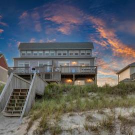 Pet Friendly Oceanfront 5BR with Views and Hot Tub