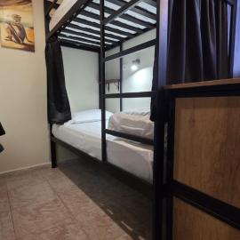 New Bazaar Hostel, hotel in Tirana