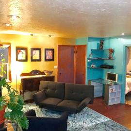 Artistic Garden Retreat
