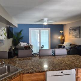 Best location Cozy condo in Biloxi Beach, khách sạn ở Biloxi