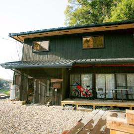 Kizuna Guesthouse, hotel em Kizugawa
