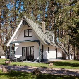 Doppelhaushälfte im Naturresort Drewitz, hotel in Drewitz