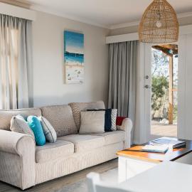 Tully Cottage - a home among the gum trees