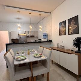 Casa Luxo & Conforto com 4 camas e 2 quartos completa