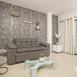 Hotel On By Zenya Host