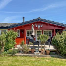 Nice Home In Præstø With Wifi, Hotel in Præstø