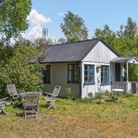 Gorgeous Home In Borrby, готель у місті Borrby