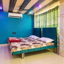 Hotel Celebration, hotel a Chaupāran