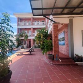 Monterey Angkor Boutique