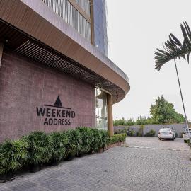Weekend Address By Farmville, hotel in Surat