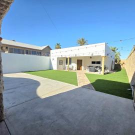 Casa Mona MODERN Beach Home