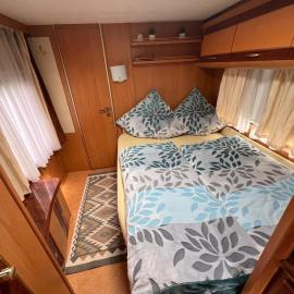 TOP LAGE 2 Personen Volkach Wohnwagen Luxus, hotel u gradu Folkah