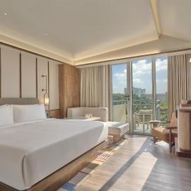 Slohh by Roach Bengaluru, Curio Collection by Hilton