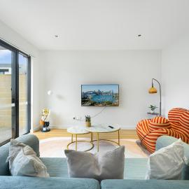 Stylish Brand New 3-Level 3BR Home & Sleeps 10