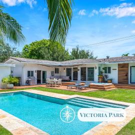 Centrally Located Heated pool Lush Tropical Surrounding Oasis Key RESlDENCES
