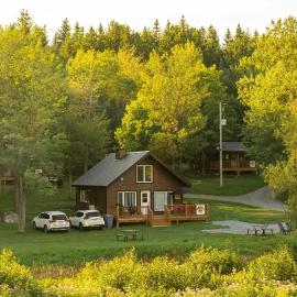 River & Miller Zoo - Louna-Nuage Shack, hotel en Frampton