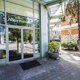 Comfort Hotel Vancouver Airport, hotel din Richmond