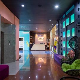 Sans Hotel International Surabaya โรงแรมในGubeng