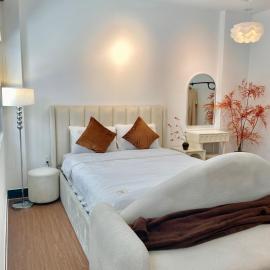 Dehom - Homestay Vạn Phúc City