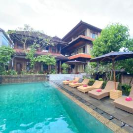 Dewa Bungalows, A Balinese House and Art Gallery โรงแรมในอูบุด