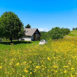 NANI HOUSE, Nature Stay by Gorjanci, hotel Gabrje városában