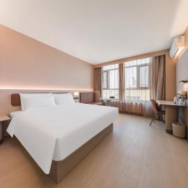 Hanting Hotel Qingdao Dongjiakou Port Branch, hótel í Qingdao